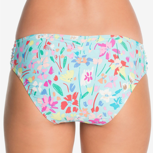 Vera Bradley Emily Tankini & Shirred Bikin… - Picture 7 of 7